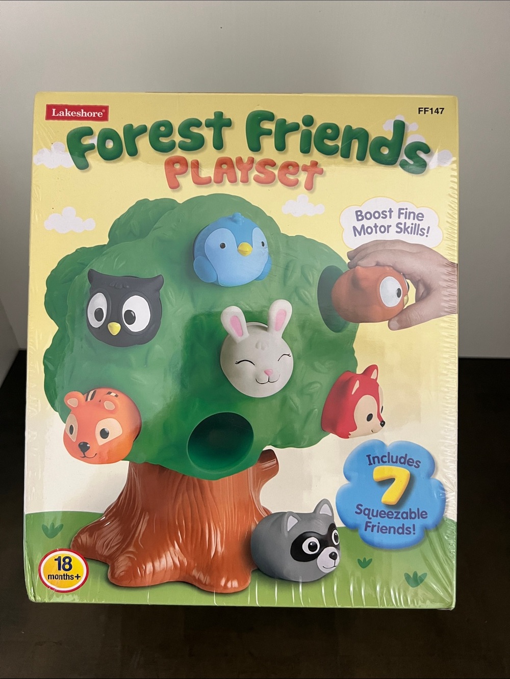 Lakeshore Forest Friends Playset - Green Tree with Colorful Animal Buddies